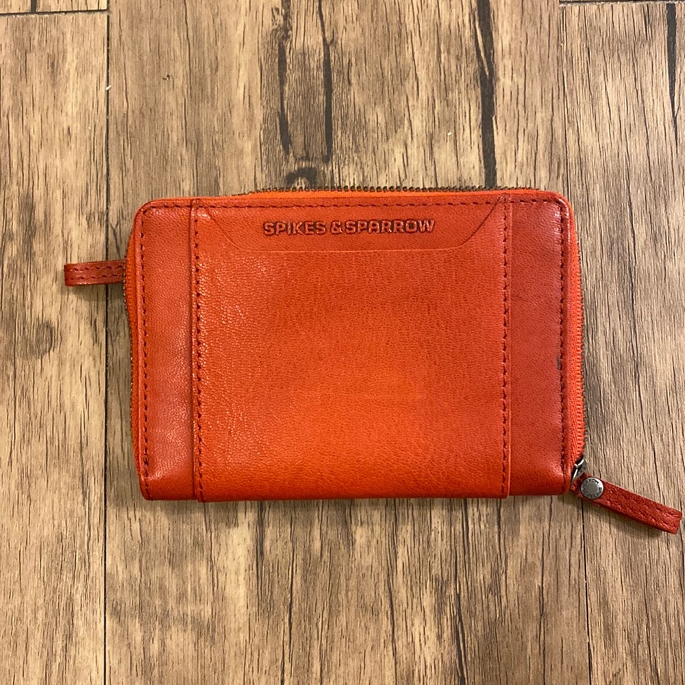 Spikes and sparrow wallet